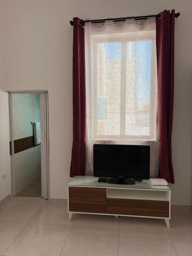 Room With Private Bathroom Sliema Esterno foto