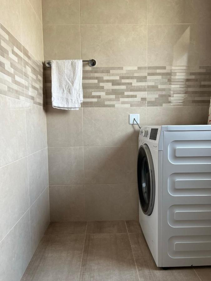 Room With Private Bathroom Sliema Esterno foto